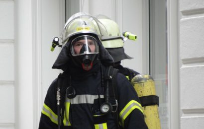 Blaue Kanister lösen Feuerwehreinsatz in Sulzbach-Rosenberg aus
