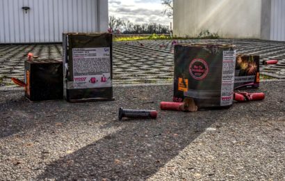 Polizei Oberpfalz warnt vor Kauf von illegaler Pyrotechnik