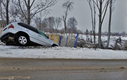 Pkw überschlägt sich in Folge eines Verkehrsunfalles