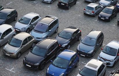 Geparktes Fahrzeug angefahren – 5.000 € Sachschaden
