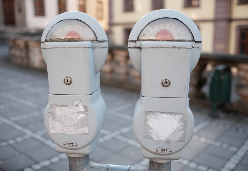 Parkscheinautomat beschädigt