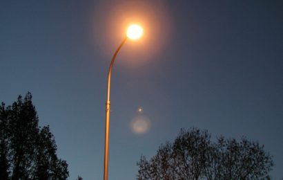 Lichtmasten in Trisching umgefahren