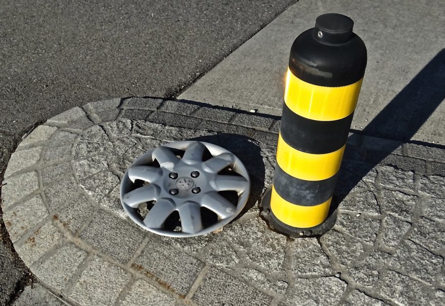 Beim Einfahren auf B 85 den Vorfahrtsberechtigten übersehen