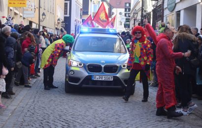 Polizeieinsatz am Faschingsdienstag am Auerbacher Marktplatz