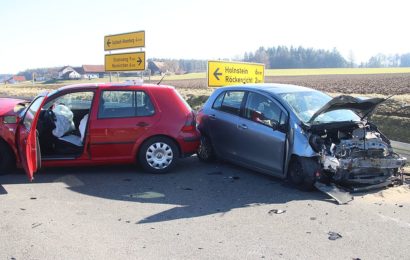 Verkehrsunfall mit Personenschaden. Einmündung NEW22 / NEW16