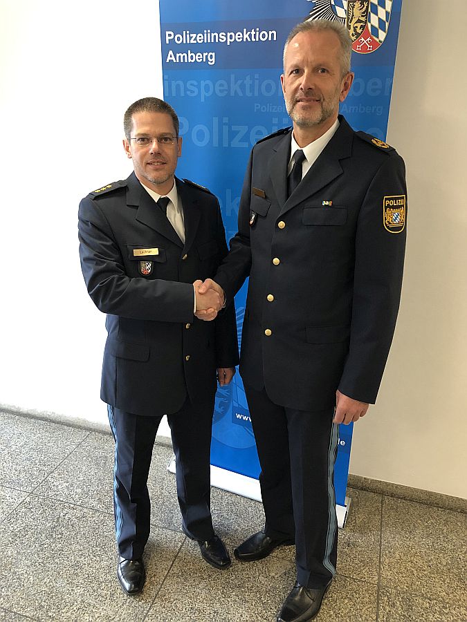 Polizeidirektor Thomas Lachner und Polizeivizepräsident Thomas Schöniger  Foto: Werner Schüssel/Polizei Oberpfalz