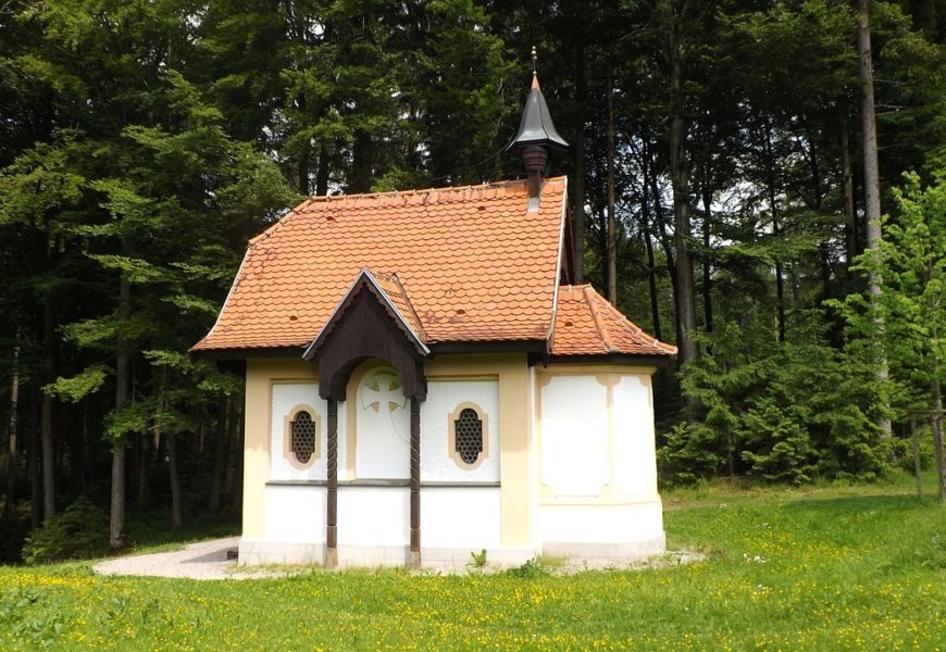 Sachbeschädigung durch Graffiti an St. Maria Magdalena Kapelle in Ranna