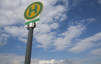 Fahrscheinautomaten mutwillig beschädigt