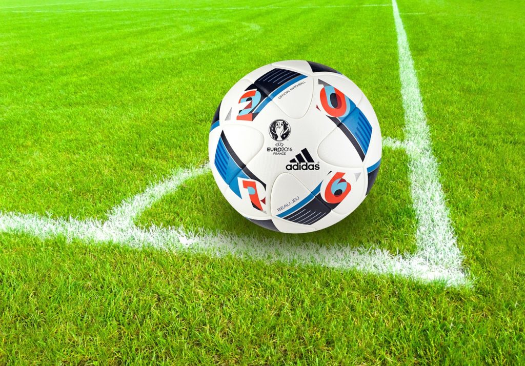 Fußball / Ecke Symbolbild Pixabay