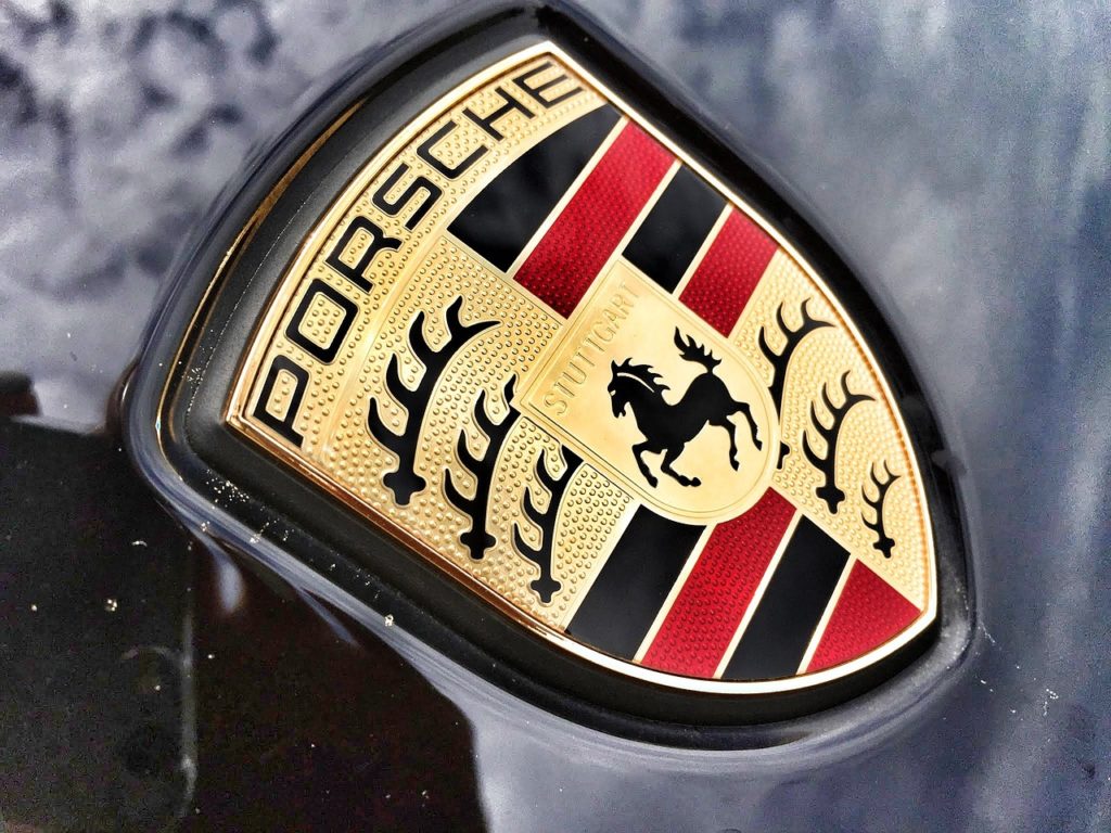 Porsche Emblem (Quelle: Pixabay)