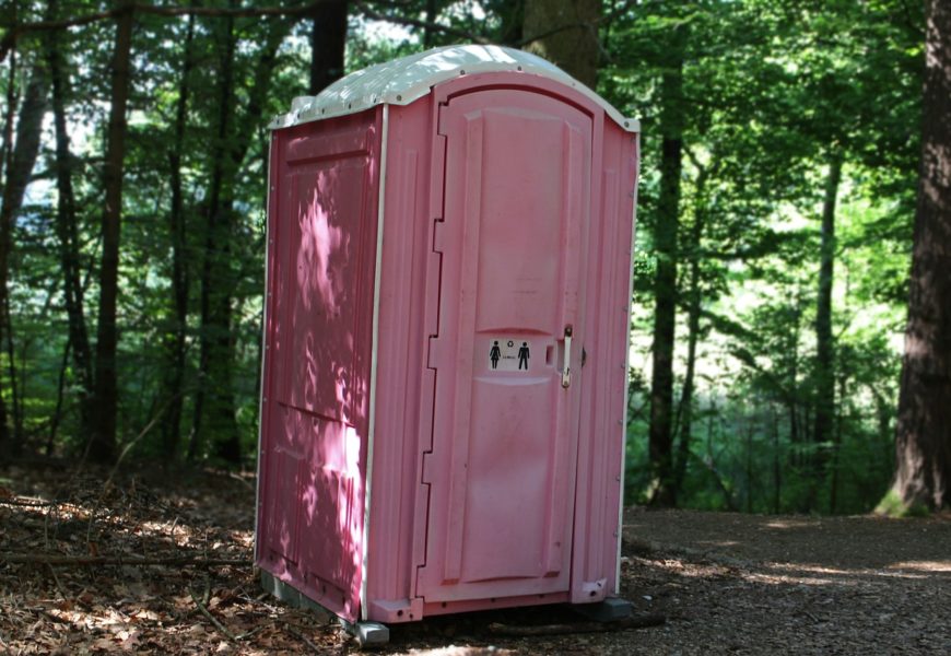 Dixi Toilette abgebrannt