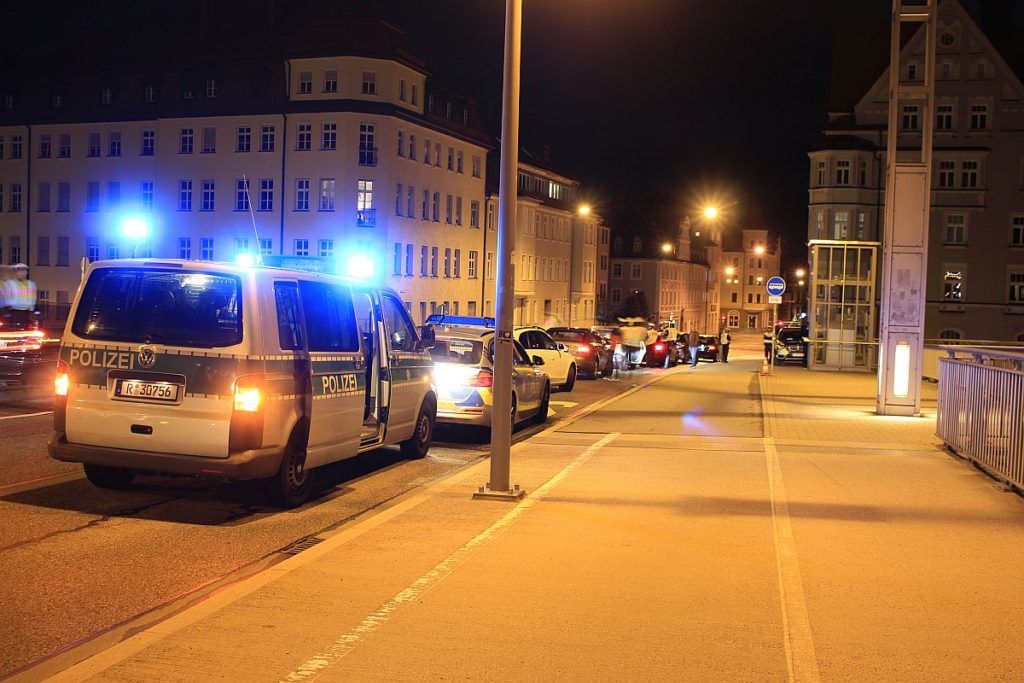 Kontrollstelle auf der Nibelungenbrücke (Foto: PI Süd)