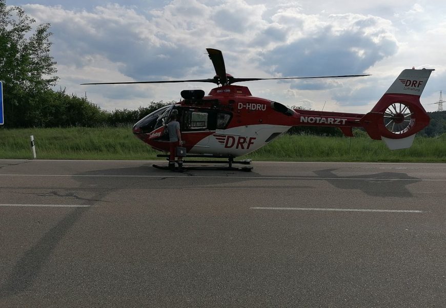Schwerer Verkehrsunfall mit Motorrad