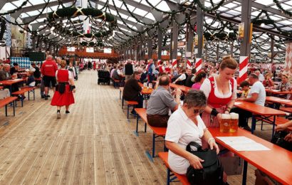 Beleidigung des Bierzeltpersonals