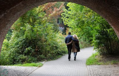 Pärchen geschlagen – Zeugen gesucht