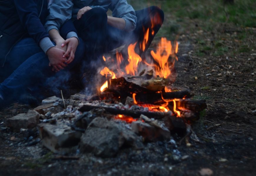 Lagerfeuer an fremdem Grillplatz