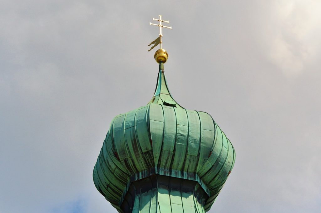 Zwiebelturm aus Kupfer (Symbolbild Pixabay)