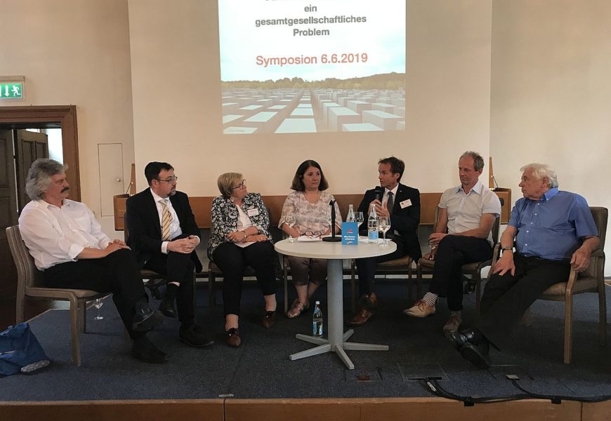 Symposion „Antisemitismus – ein gesamtgesellschaftliches Problem“