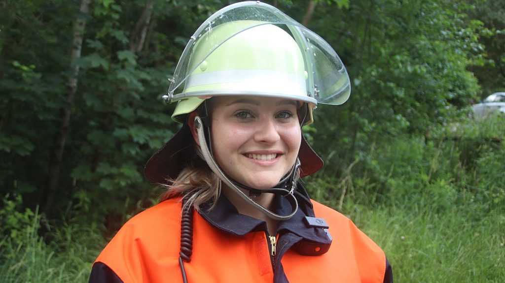 Symbolbild Feuerwehrfrau Foto: Pressedienst Wagner