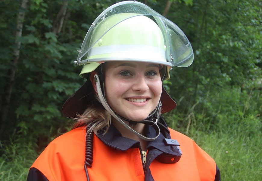 Nachttischlampe verursacht Rauchentwicklung