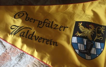 Wimpel des Oberpfälzer Waldvereins Foto: Pressedienst Wagner