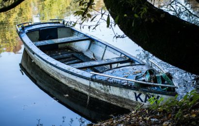 Boot an der Naab entwendet