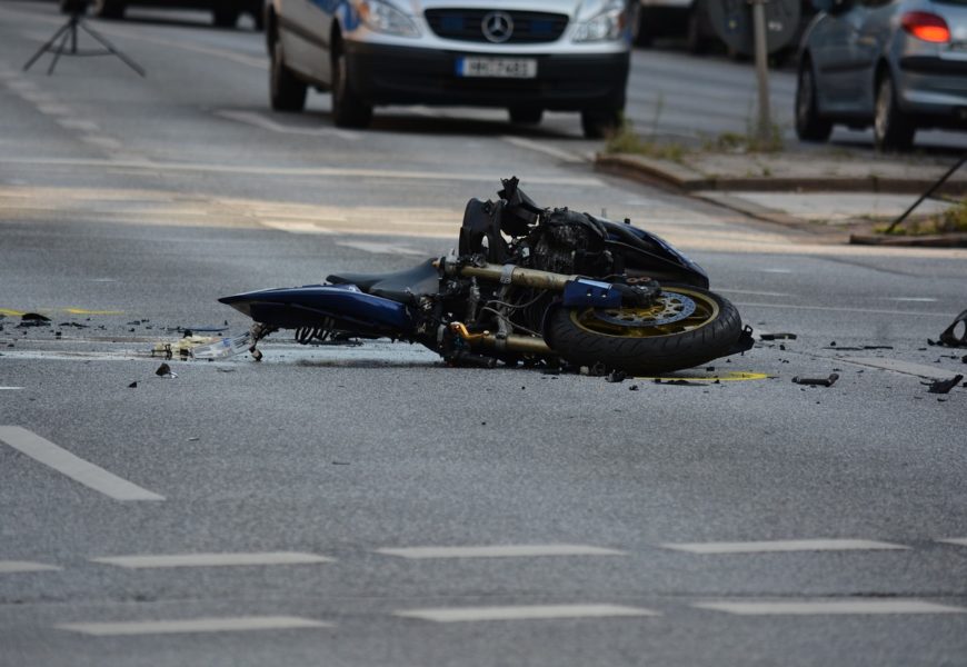 Schwer verletzter Motorradfahrer bei Verkehrsunfall
