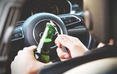 Alkoholisierter Pkw-Fahrer kontrolliert