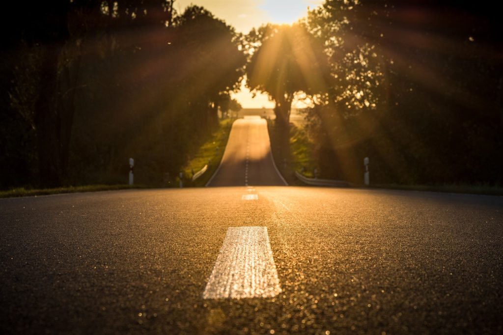 Symbolbild: Tiefstehende Sonne