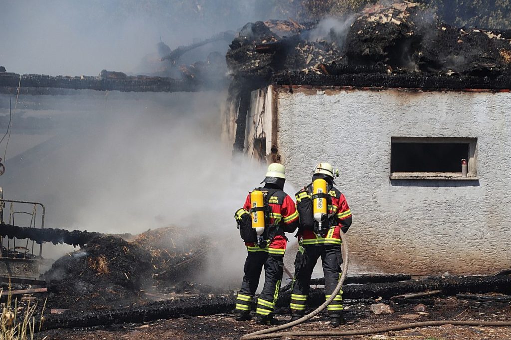 Brand einer Stallung Foto: Jürgen Masching