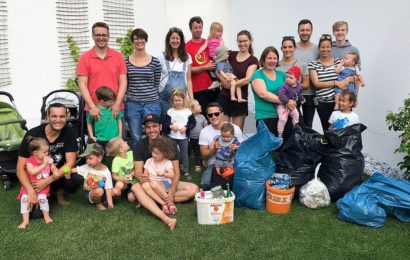 Julia  Dehling und ihre Freunde verbinden Spaziergänge mit Müllsammelaktionen