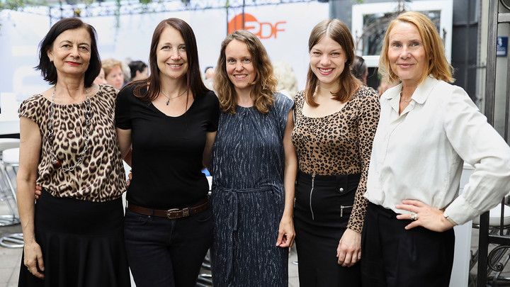 Claudia Tronnier, Eva Wolf, Constanze Knoche, Franziska Hoenisch, Heike Hempel Copyright: ZDF/Jens Hartmann 