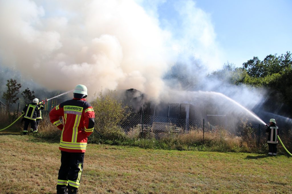 Brand einer Gartenhütte in Eschenbach Foto: Jürgen Masching