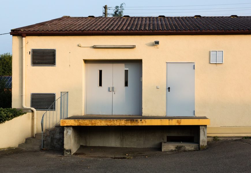 Lagerhalle und Vereinsheim aufgebrochen