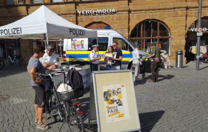 Info-Stand der Polizeiinspektion Amberg