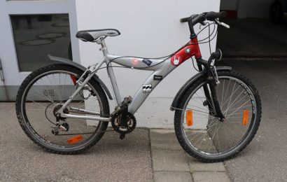 Vermutlich entwendetes Fahrrad bei Waffenbrunn aufgefunden
