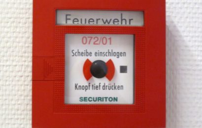 Feuermelder aus Spaß aktiviert