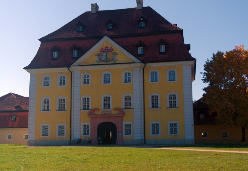 Landkreisball ist zurück im Kultur-Schloss Theuern