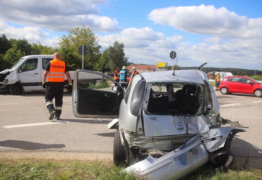 Schwerer Unfall bei Theuern