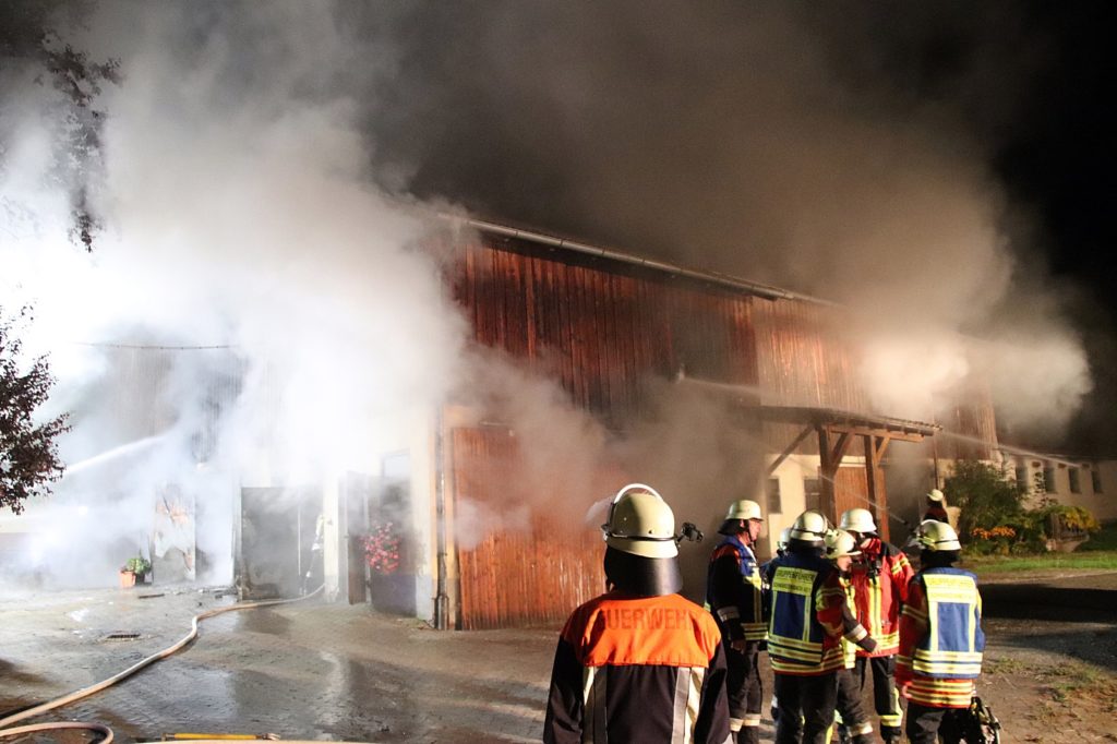 Scheunenbrand in Döllnitz Foto: Pressedienst S & J Aktuell