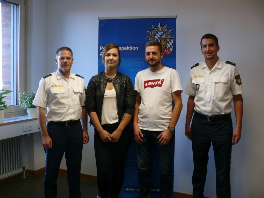 von links nach rechts: PD Thomas Lachner, Lea Heldmann, Manuel Ludwig und POK Andreas Weidauer Foto: Polizei