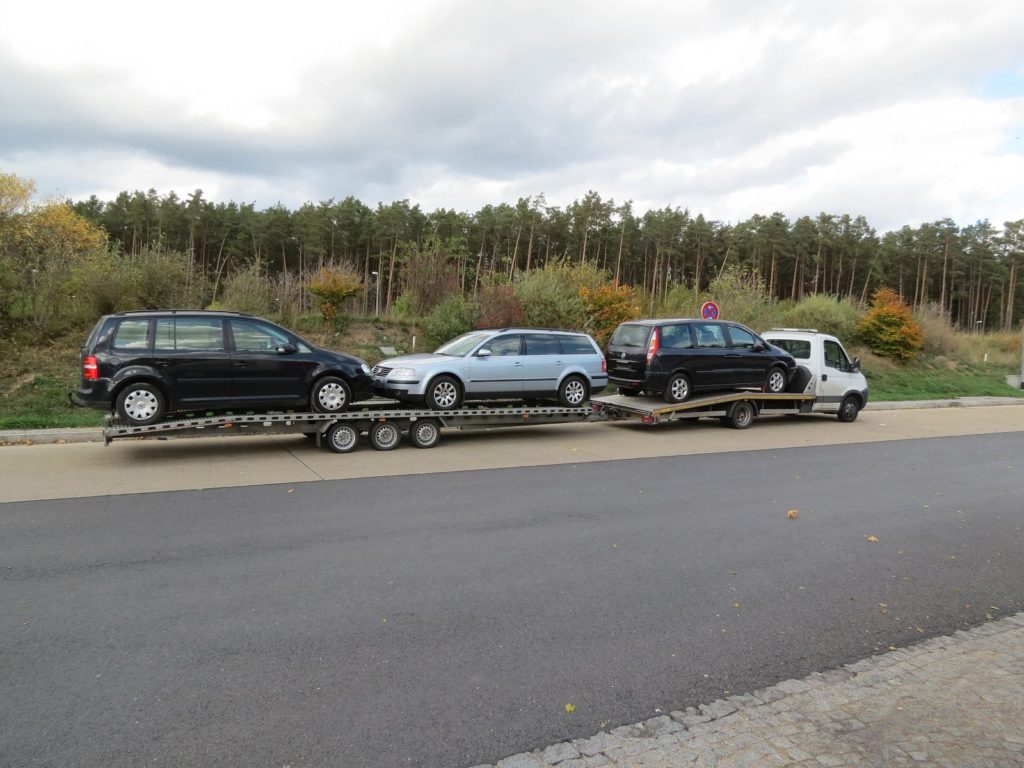 Überladener Fahrzeugtransporter, Foto: VPI Amberg