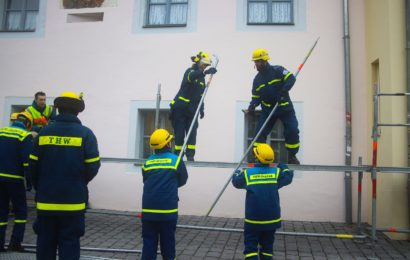 Hochwasserübung des THW Amberg