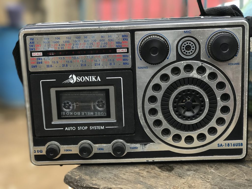 Symbolbild: altes Radio