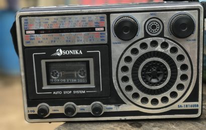 Symbolbild: altes Radio