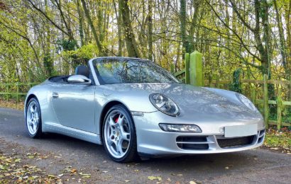 Porschefahrer mit 160 km/h und gefälschtem Führerschein unterwegs