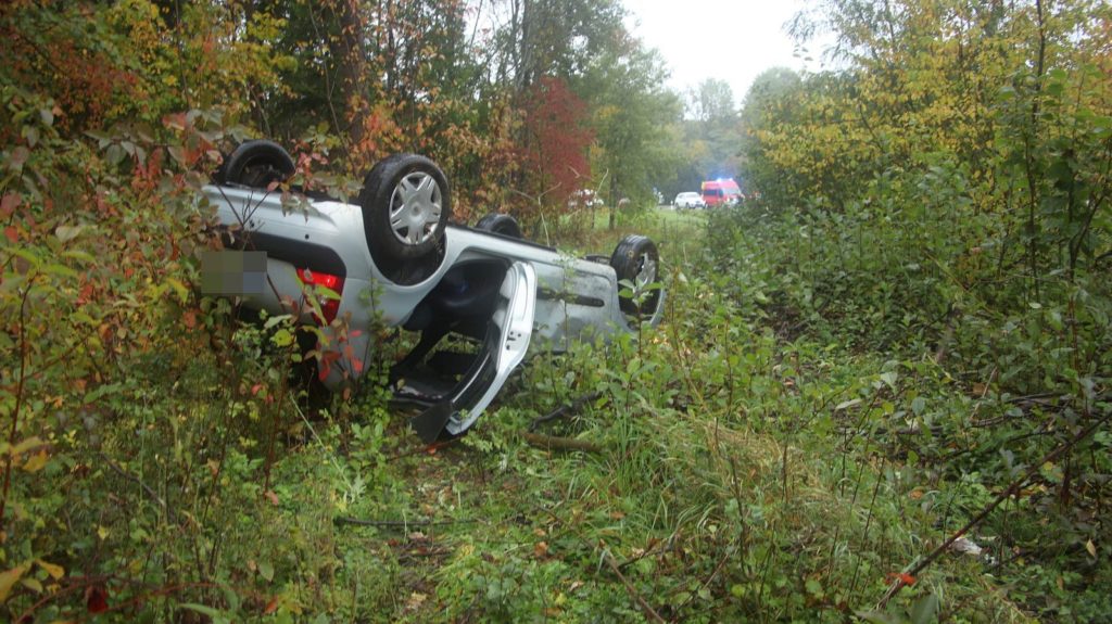 Am Renault Clio entstand bei dem Unfall Totalschaden Foto: Pressedienst Wagner