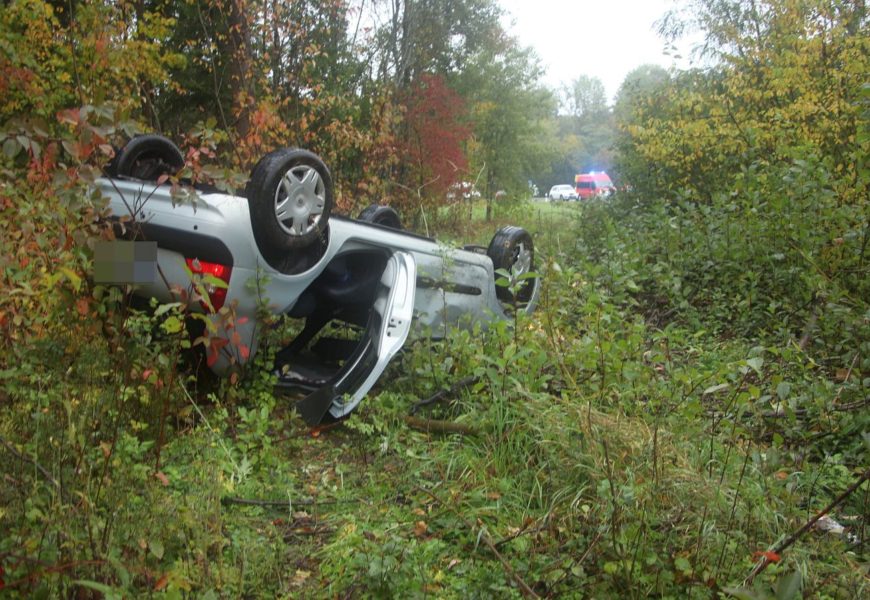 Gefährliches Überholmanöver mit Unfallfolgen