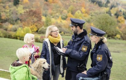 Polizei führt Anwohnerbefragung zu Einbrüchen in Burgweinting durch