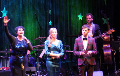 „The Special Night(s) before Christmas“ sorgte für Weihnachtsstimmung im Stadttheater Amberg